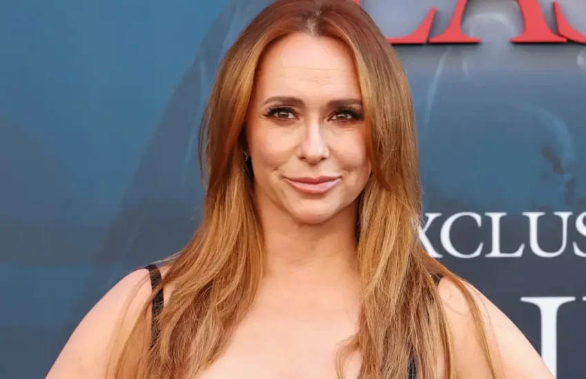 Jennifer Love Hewitt Says She Hasn't Spoken to Sarah Michelle Gellar in 28 Years — What Happened